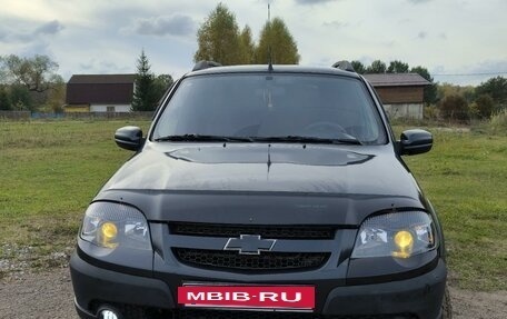 Chevrolet Niva I рестайлинг, 2009 год, 450 000 рублей, 2 фотография