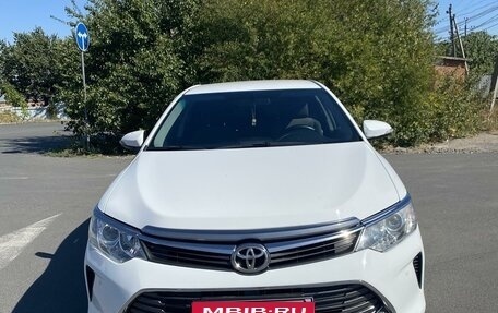 Toyota Camry, 2016 год, 2 100 000 рублей, 1 фотография