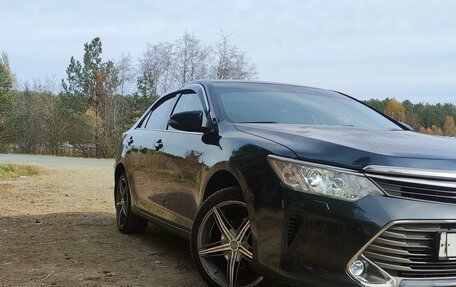 Toyota Camry, 2015 год, 2 250 000 рублей, 2 фотография