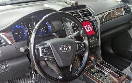 Toyota Camry, 2015 год, 2 250 000 рублей, 5 фотография