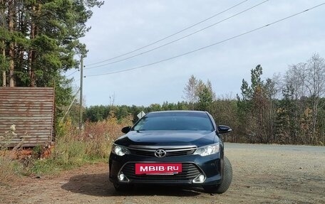 Toyota Camry, 2015 год, 2 250 000 рублей, 4 фотография