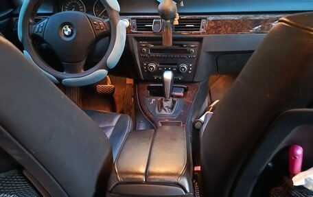 BMW 3 серия, 2008 год, 900 000 рублей, 19 фотография