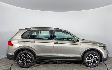 Volkswagen Tiguan II, 2020 год, 3 274 000 рублей, 4 фотография