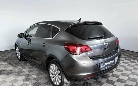 Opel Astra J, 2010 год, 569 000 рублей, 7 фотография