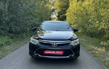 Toyota Camry, 2015 год, 2 750 000 рублей, 2 фотография