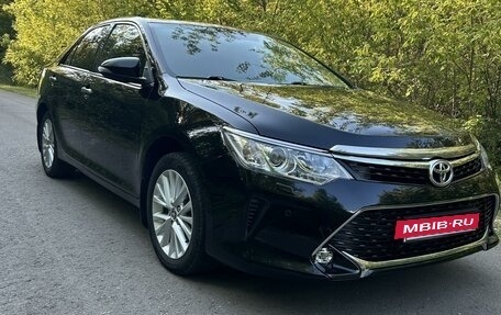 Toyota Camry, 2015 год, 2 750 000 рублей, 3 фотография