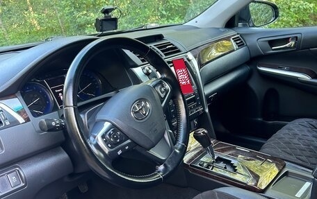 Toyota Camry, 2015 год, 2 750 000 рублей, 12 фотография