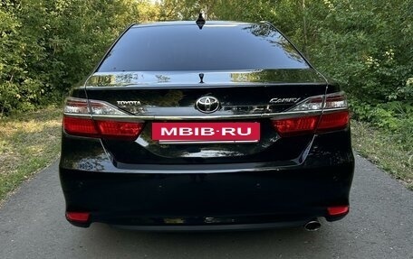 Toyota Camry, 2015 год, 2 750 000 рублей, 9 фотография