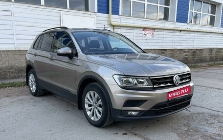 Volkswagen Tiguan II, 2020 год, 2 650 000 рублей, 2 фотография