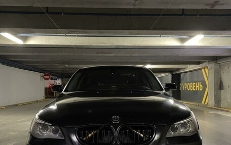 BMW 5 серия, 2008 год, 950 000 рублей, 9 фотография