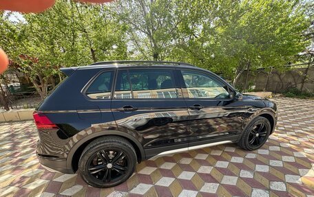 Volkswagen Tiguan II, 2019 год, 2 550 000 рублей, 8 фотография