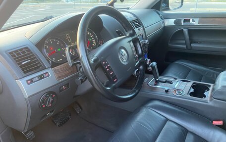 Volkswagen Touareg III, 2008 год, 1 650 000 рублей, 6 фотография