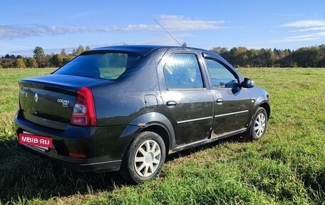 Renault Logan I, 2010 год, 300 000 рублей, 10 фотография