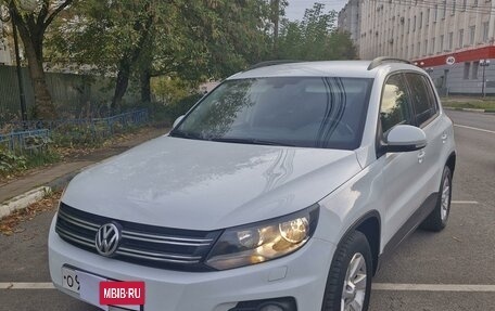 Volkswagen Tiguan I, 2014 год, 2 800 000 рублей, 3 фотография