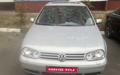 Volkswagen Golf IV, 2000 год, 410 000 рублей, 2 фотография