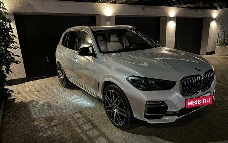 BMW X5, 2019 год, 5 700 000 рублей, 3 фотография