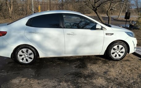 KIA Rio III рестайлинг, 2014 год, 1 100 000 рублей, 3 фотография