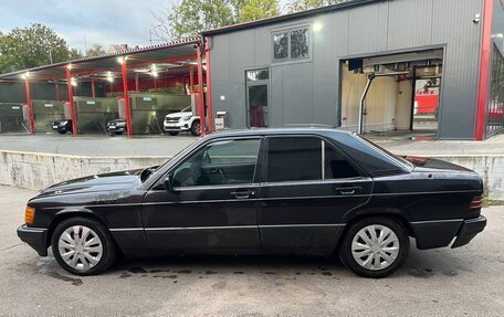 Mercedes-Benz 190 (W201), 1983 год, 200 000 рублей, 4 фотография