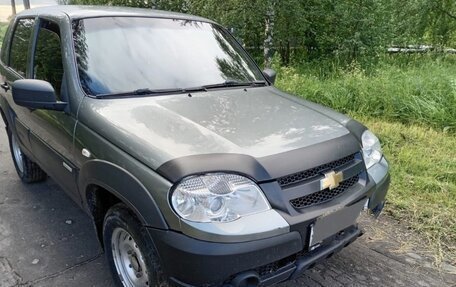 Chevrolet Niva I рестайлинг, 2014 год, 670 000 рублей, 2 фотография