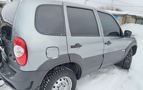 Chevrolet Niva I рестайлинг, 2014 год, 670 000 рублей, 5 фотография