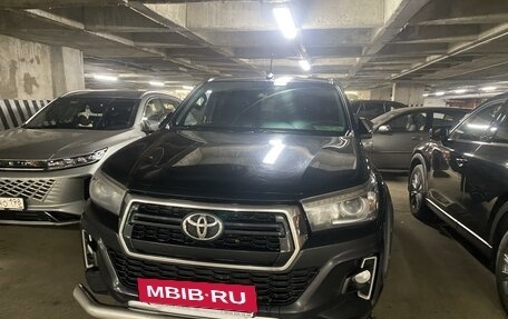 Toyota Hilux VIII, 2018 год, 3 000 000 рублей, 8 фотография