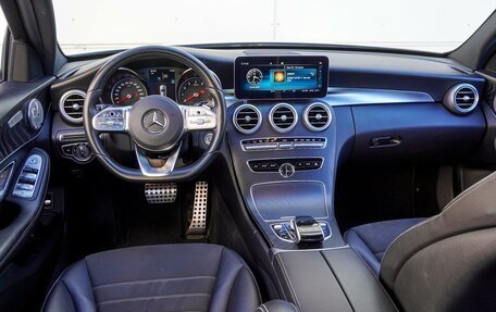 Mercedes-Benz C-Класс, 2018 год, 3 290 000 рублей, 6 фотография