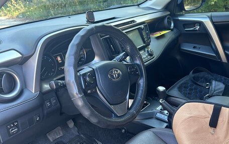 Toyota RAV4, 2018 год, 2 850 000 рублей, 7 фотография