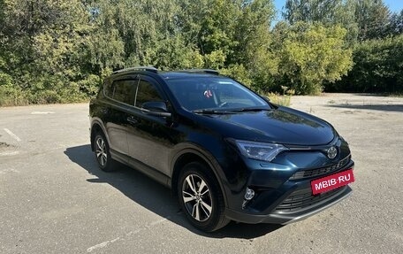 Toyota RAV4, 2018 год, 2 850 000 рублей, 13 фотография