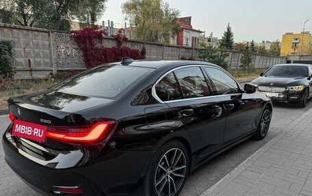 BMW 3 серия, 2019 год, 3 455 000 рублей, 3 фотография