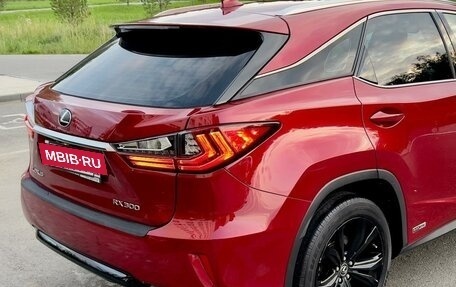 Lexus RX IV рестайлинг, 2018 год, 3 950 000 рублей, 9 фотография