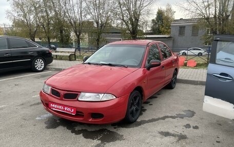 Mitsubishi Carisma I, 1995 год, 175 000 рублей, 1 фотография