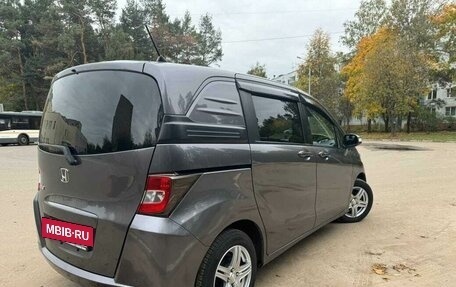 Honda Freed I, 2014 год, 1 295 000 рублей, 7 фотография