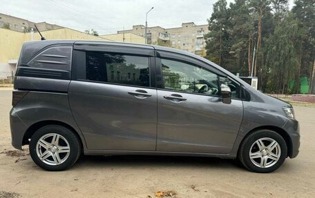 Honda Freed I, 2014 год, 1 295 000 рублей, 18 фотография