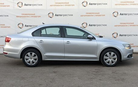 Volkswagen Jetta VI, 2013 год, 1 230 000 рублей, 4 фотография