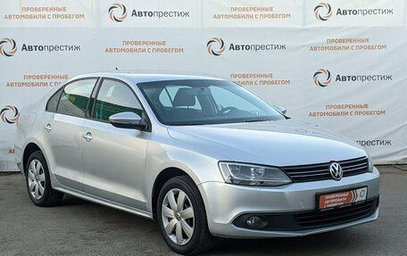 Volkswagen Jetta VI, 2013 год, 1 230 000 рублей, 3 фотография