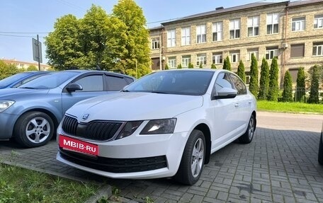 Skoda Octavia, 2017 год, 1 100 000 рублей, 8 фотография