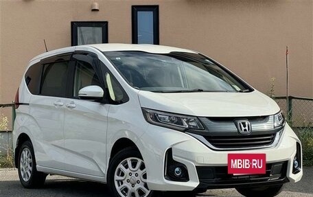 Honda Freed II, 2019 год, 1 216 000 рублей, 3 фотография