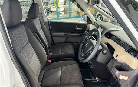 Honda Freed II, 2019 год, 1 216 000 рублей, 16 фотография