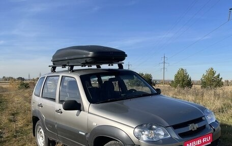 Chevrolet Niva I рестайлинг, 2012 год, 430 000 рублей, 3 фотография