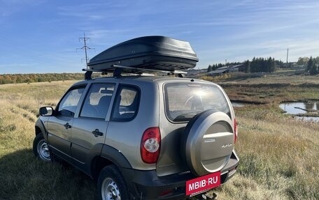 Chevrolet Niva I рестайлинг, 2012 год, 430 000 рублей, 5 фотография