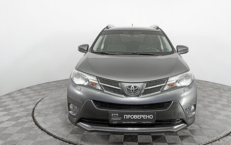 Toyota RAV4, 2014 год, 2 496 000 рублей, 2 фотография