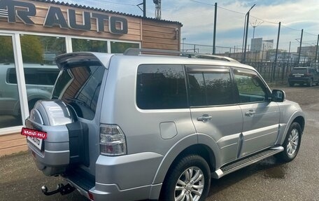 Mitsubishi Pajero IV, 2011 год, 2 149 000 рублей, 3 фотография