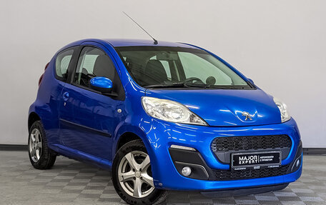 Peugeot 107 I рестайлинг, 2013 год, 695 000 рублей, 3 фотография