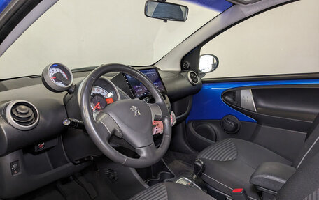 Peugeot 107 I рестайлинг, 2013 год, 695 000 рублей, 16 фотография