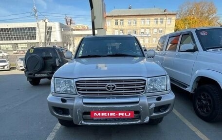 Toyota Land Cruiser 100 рестайлинг 2, 1999 год, 1 299 000 рублей, 2 фотография