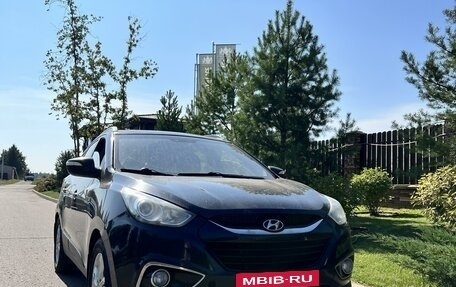 Hyundai ix35 I рестайлинг, 2010 год, 1 100 000 рублей, 2 фотография