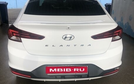 Hyundai Elantra VI рестайлинг, 2019 год, 1 400 000 рублей, 2 фотография