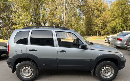 Chevrolet Niva I рестайлинг, 2015 год, 770 000 рублей, 12 фотография