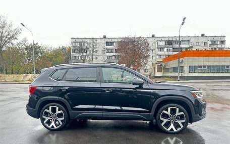 Volkswagen Taos, 2022 год, 3 150 000 рублей, 2 фотография