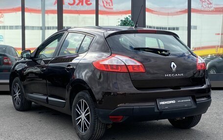 Renault Megane III, 2014 год, 999 000 рублей, 4 фотография